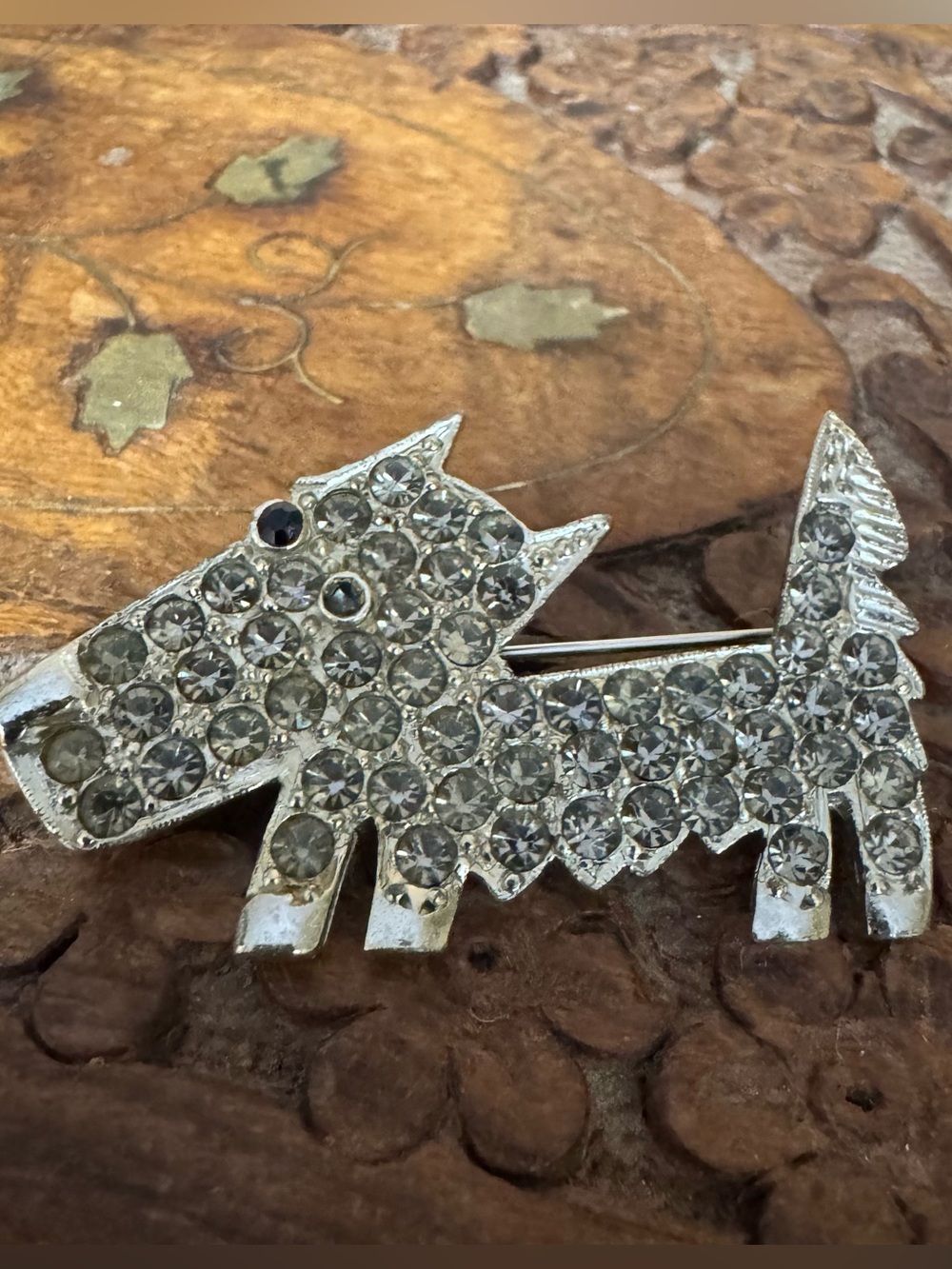 Vintage Scottie Dog Scottish Terrier Brooch Rhinestones Silver Tone